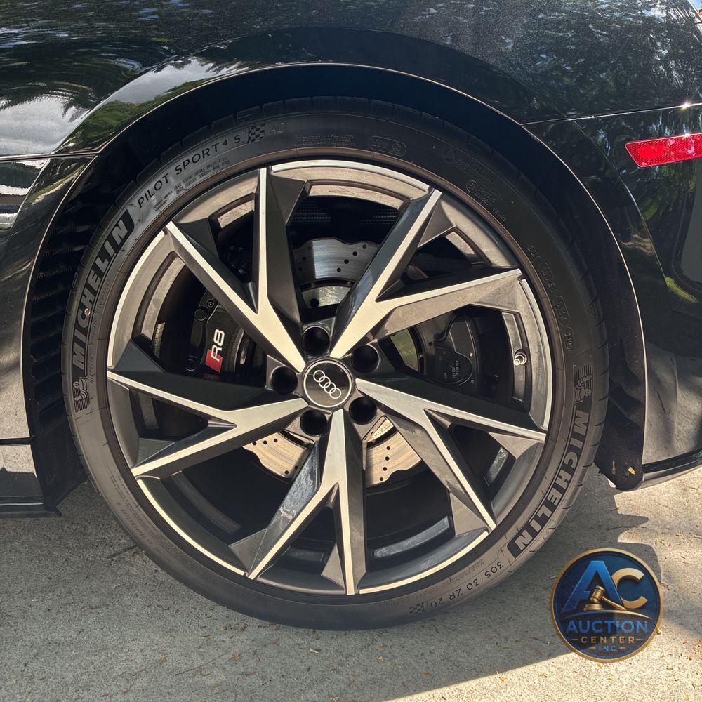 2023 Audi R8 V10 Performance