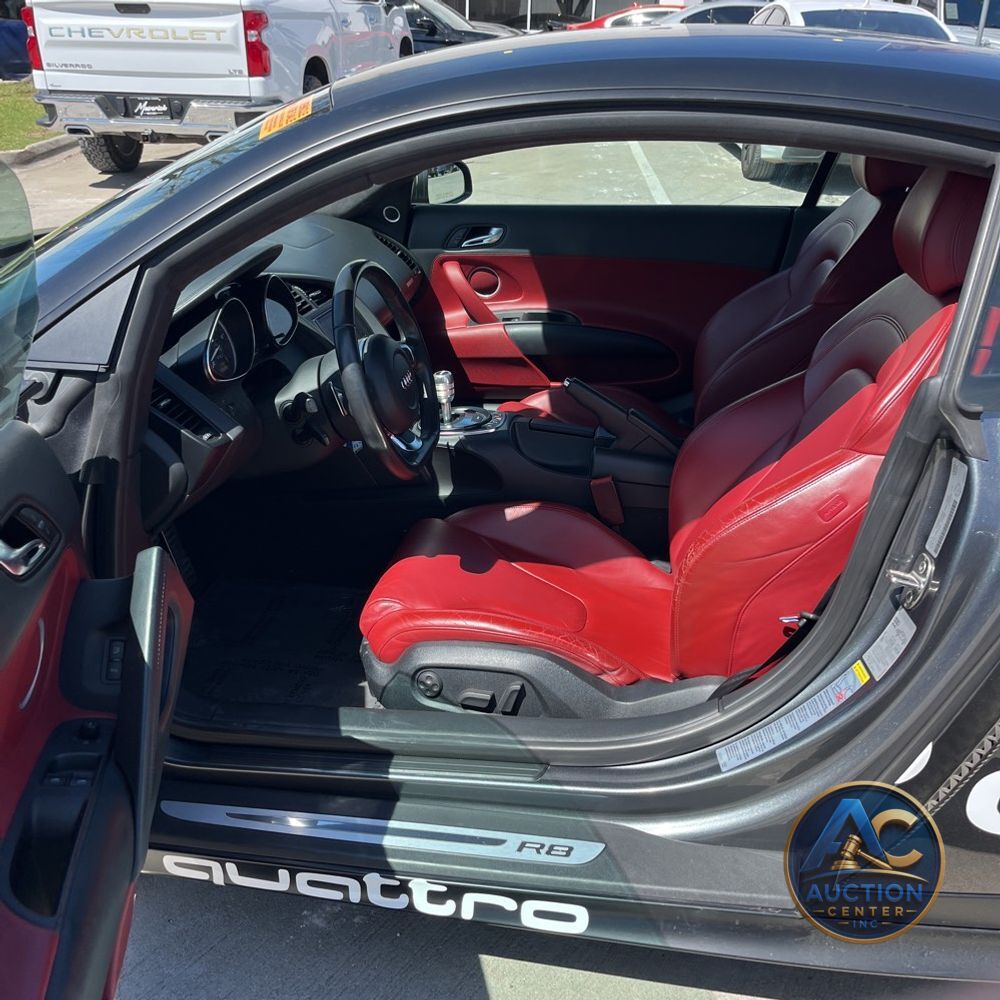 2012 Audi R8