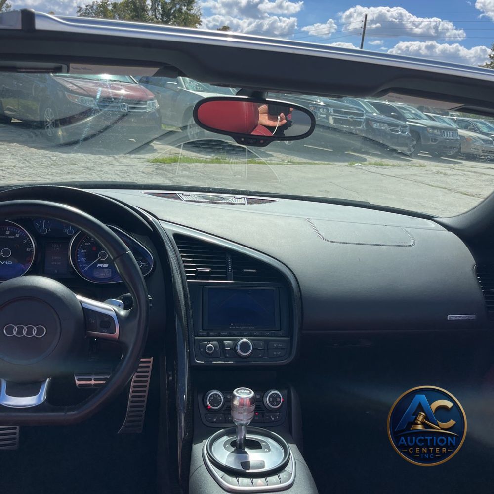 2011 Audi R8 5.2 Spyder