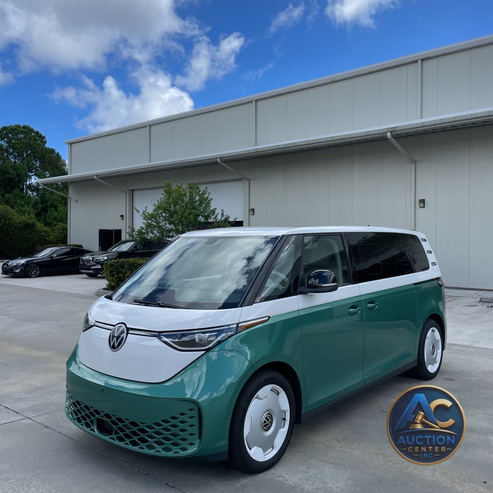 2025 Volkswagen ID Buzz  1st Edition 4Motion