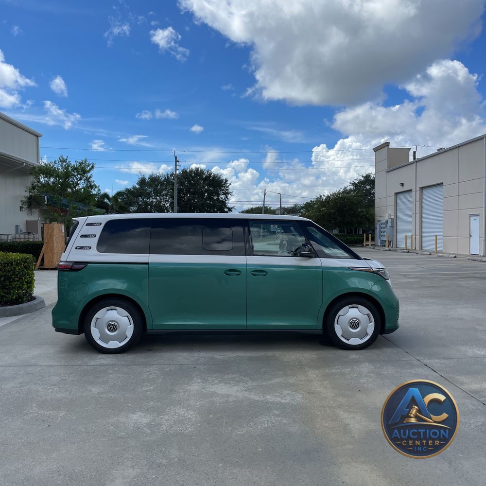 2025 Volkswagen ID Buzz  1st Edition 4Motion