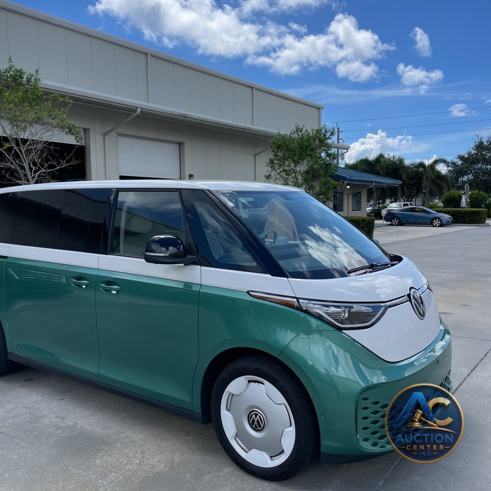 2025 Volkswagen ID Buzz  1st Edition 4Motion