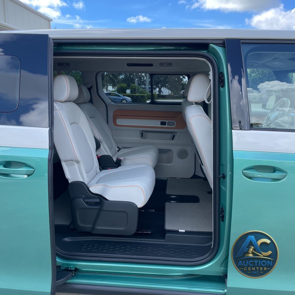 2025 Volkswagen ID Buzz  1st Edition 4Motion