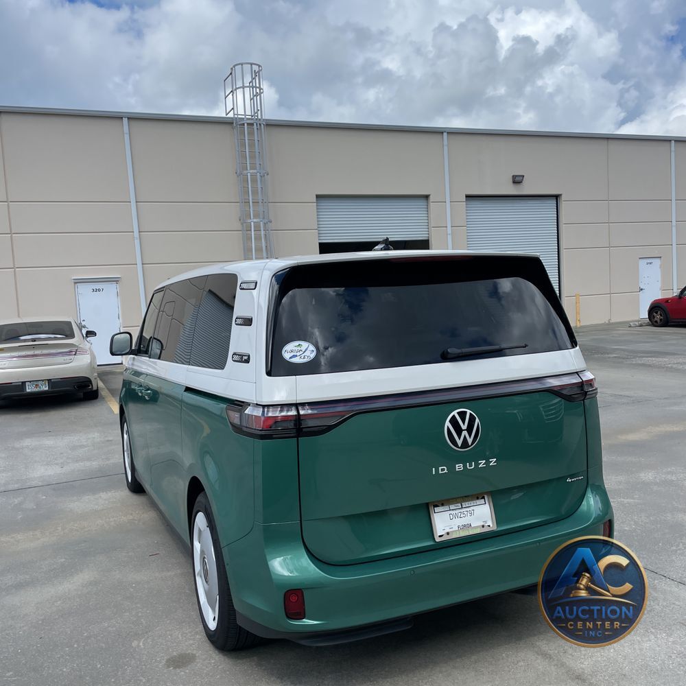 2025 Volkswagen ID Buzz  1st Edition 4Motion