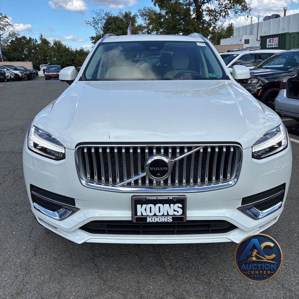 2023 Volvo XC90 B6 - Ultimate
