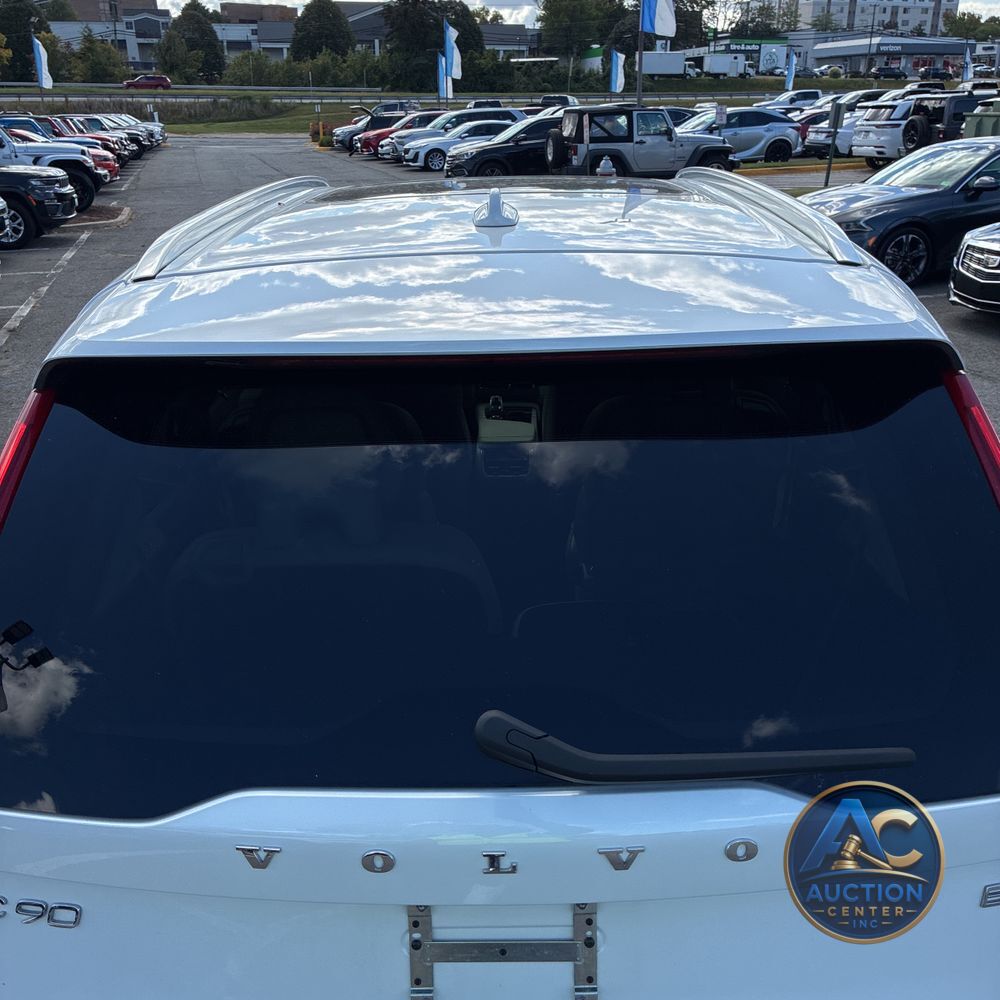 2023 Volvo XC90 B6 - Ultimate