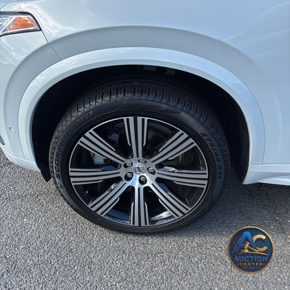 2023 Volvo XC90 B6 - Ultimate