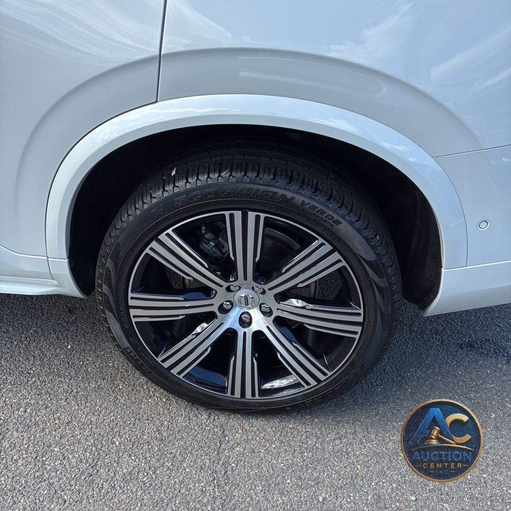 2023 Volvo XC90 B6 - Ultimate