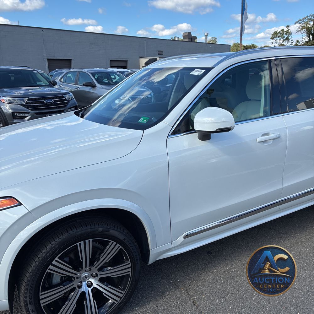 2023 Volvo XC90 B6 - Ultimate