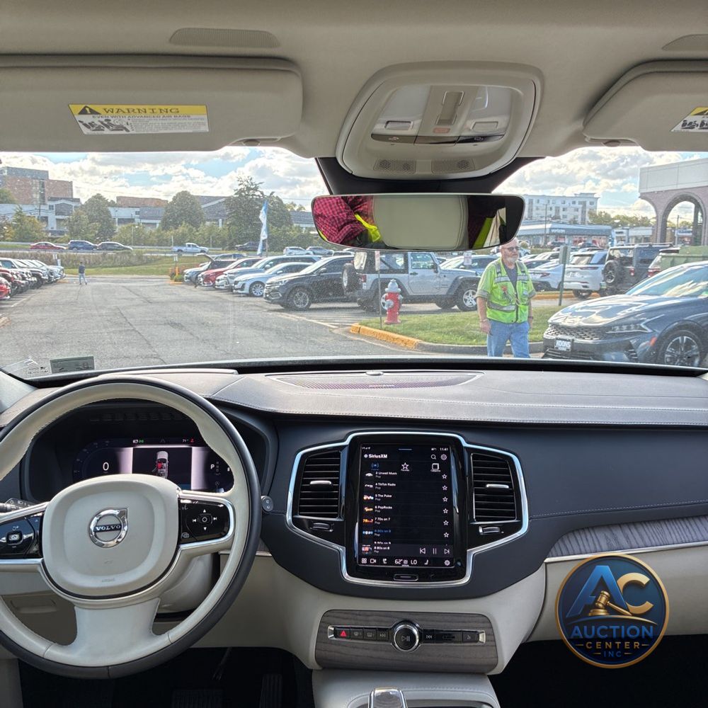 2023 Volvo XC90 B6 - Ultimate