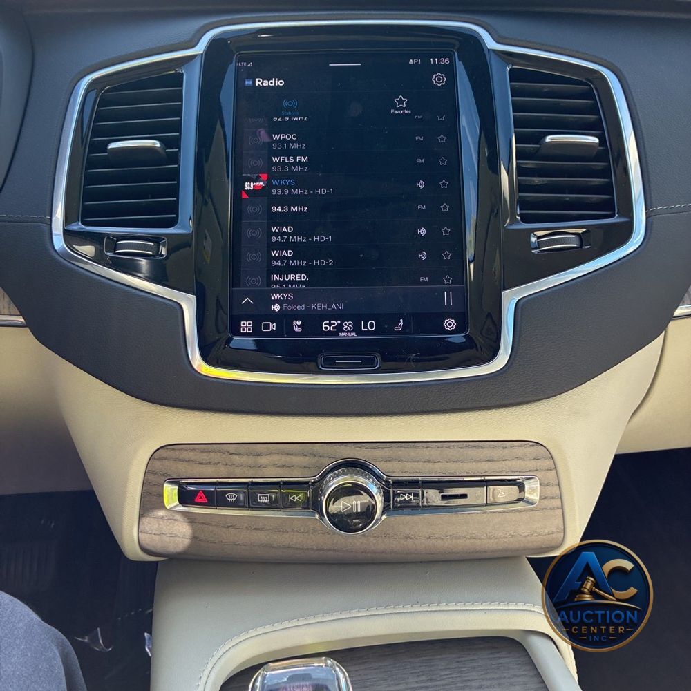 2023 Volvo XC90 B6 - Ultimate