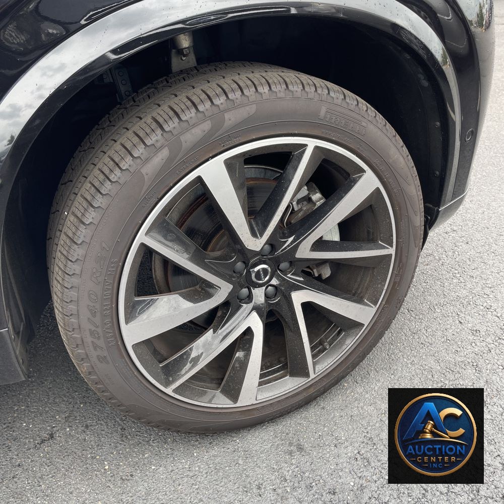 2024 Volvo XC90 B6 - Ultimate