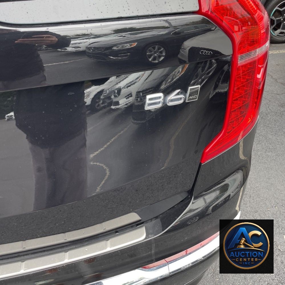 2024 Volvo XC90 B6 - Ultimate