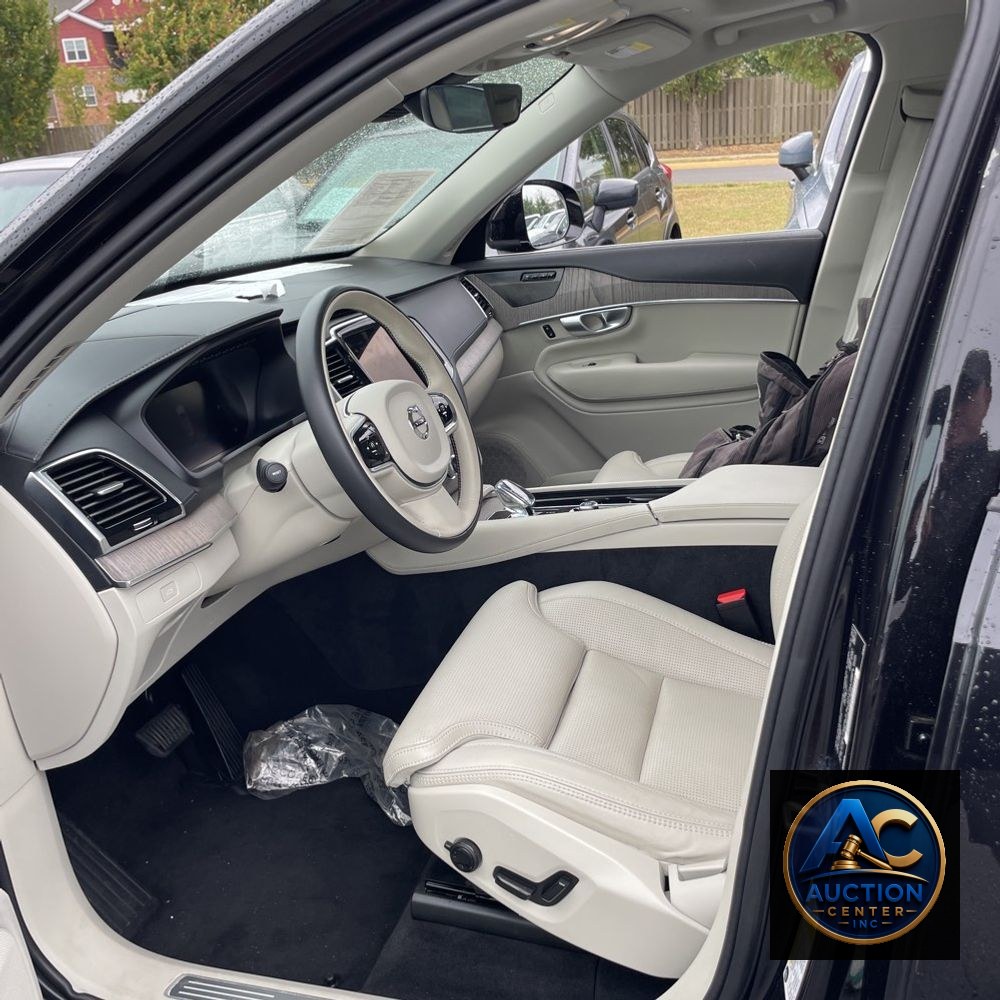 2024 Volvo XC90 B6 - Ultimate