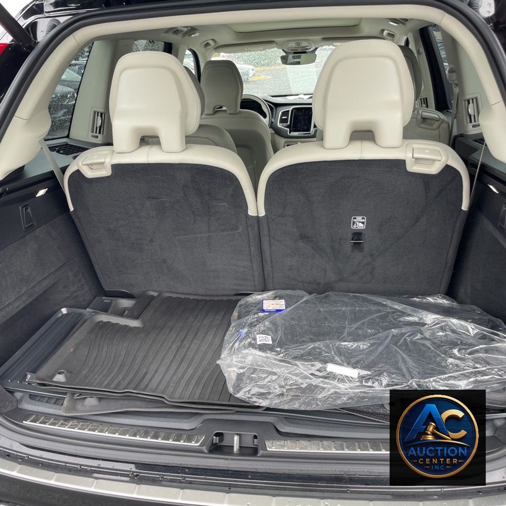 2024 Volvo XC90 B6 - Ultimate