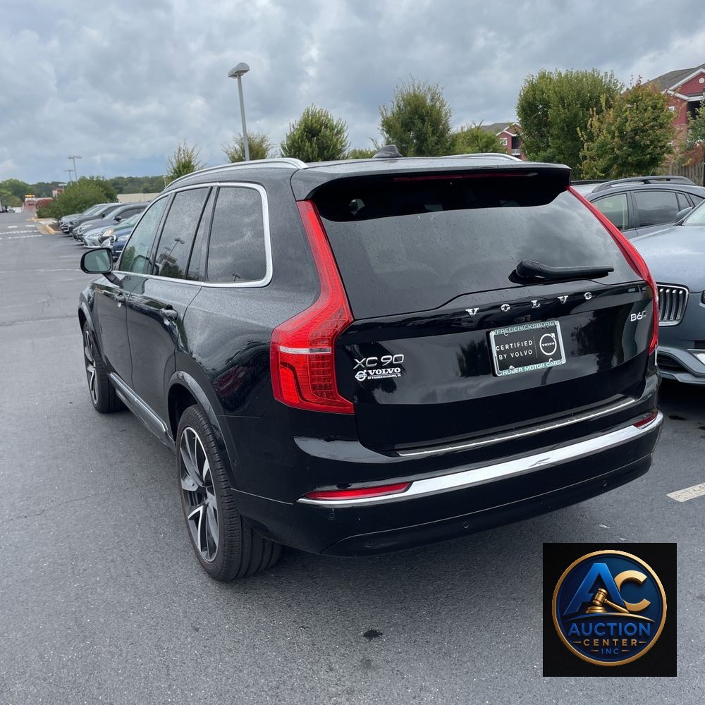 2024 Volvo XC90 B6 - Ultimate