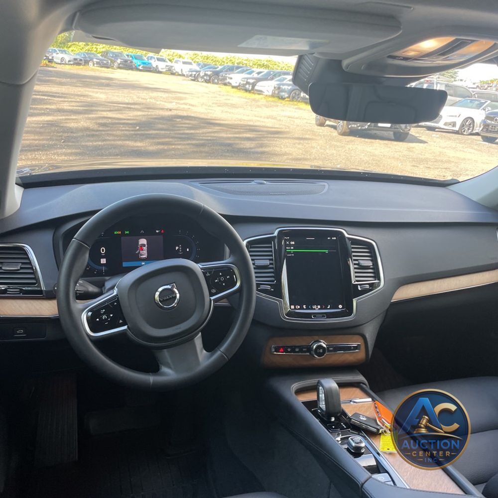 2025 Volvo XC90 B6 - Plus