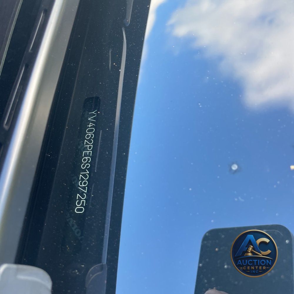 2025 Volvo XC90 B6 - Plus