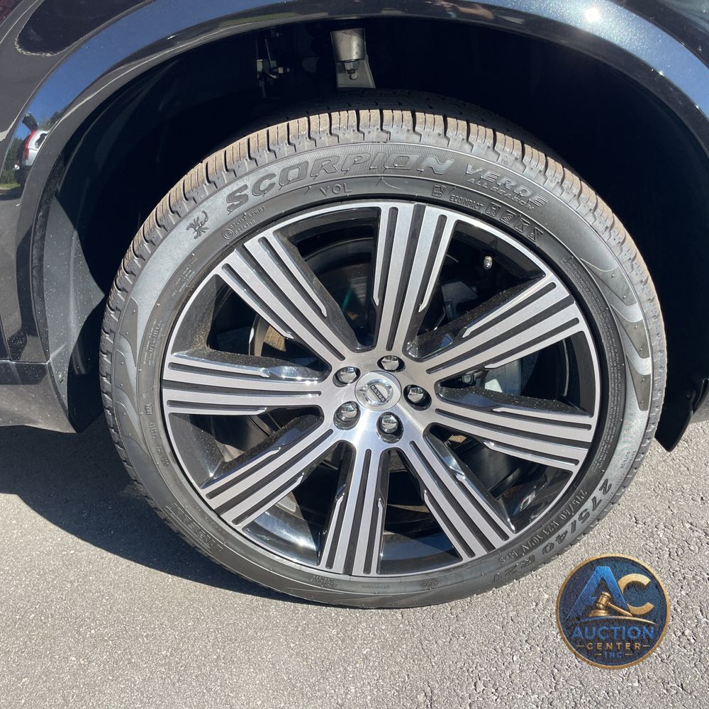2025 Volvo XC90 B6 - Ultra