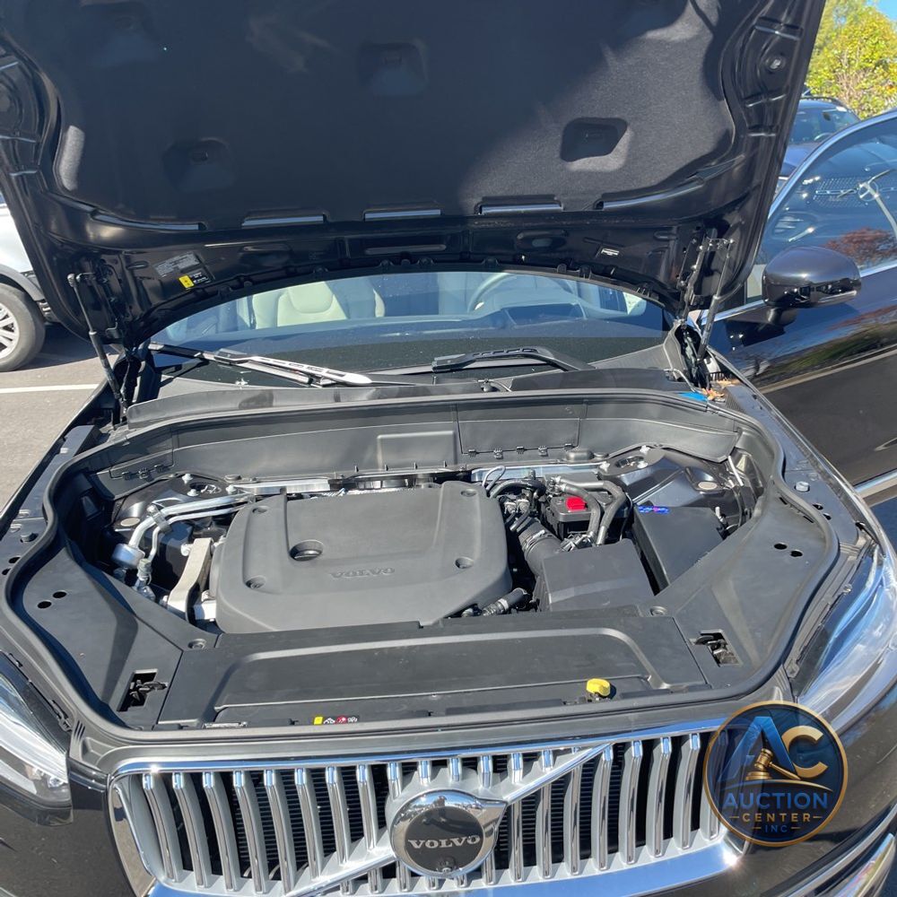 2025 Volvo XC90 B6 - Ultra