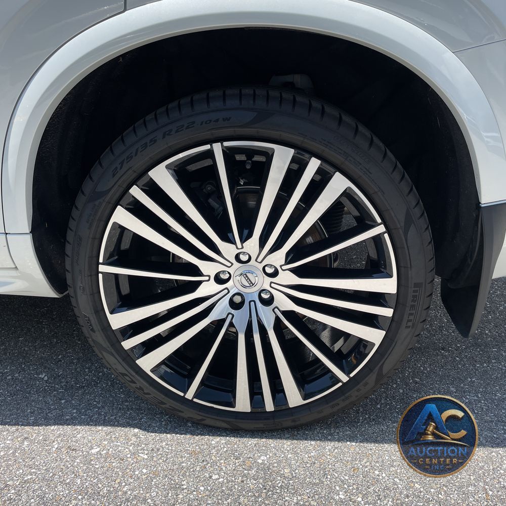 2025 Volvo XC90 B6 - Ultra