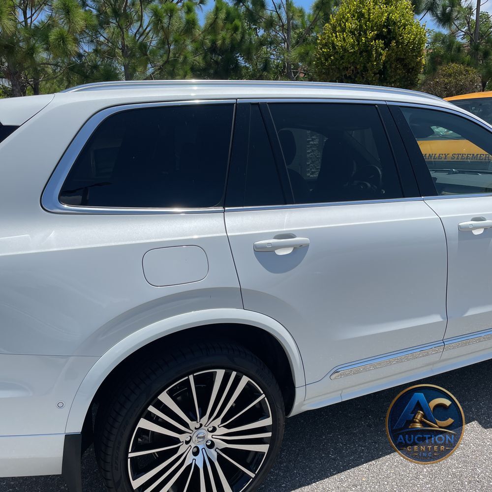 2025 Volvo XC90 B6 - Ultra