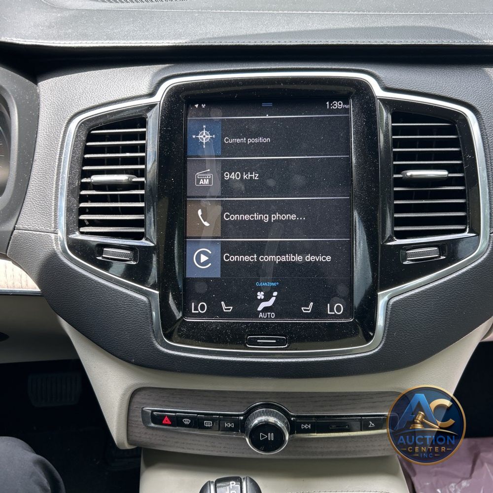 2021 Volvo XC90 T6 Inscription 7 Passenger