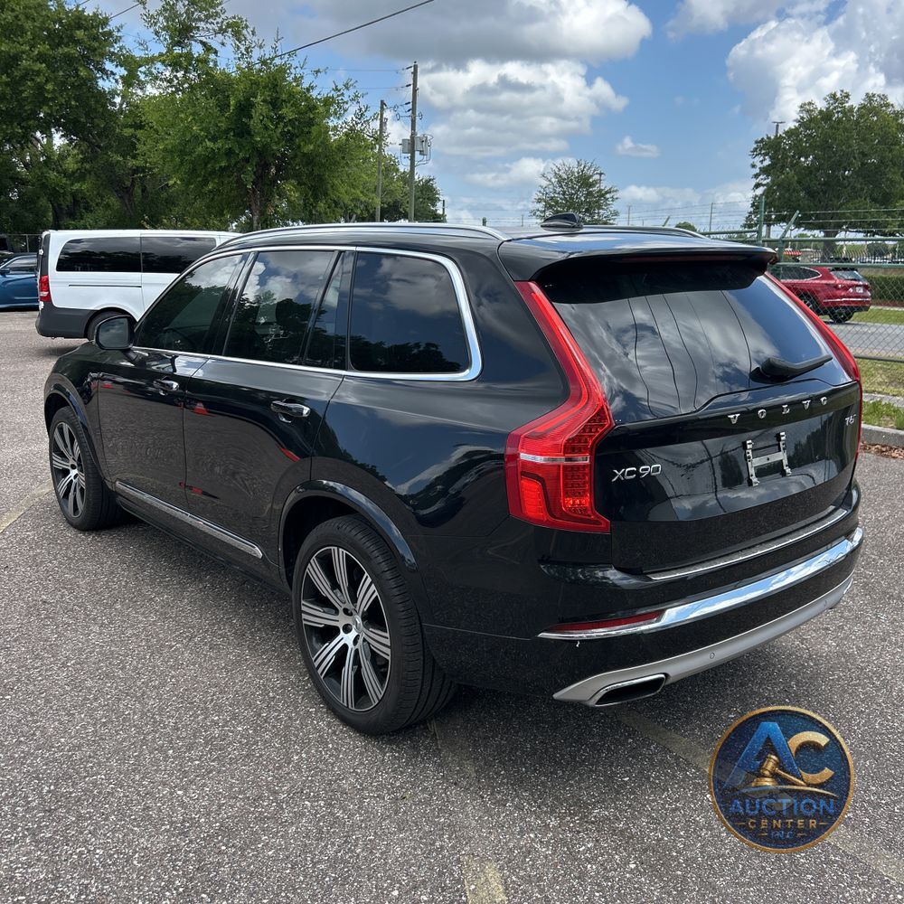 2021 Volvo XC90 T6 Inscription 7 Passenger