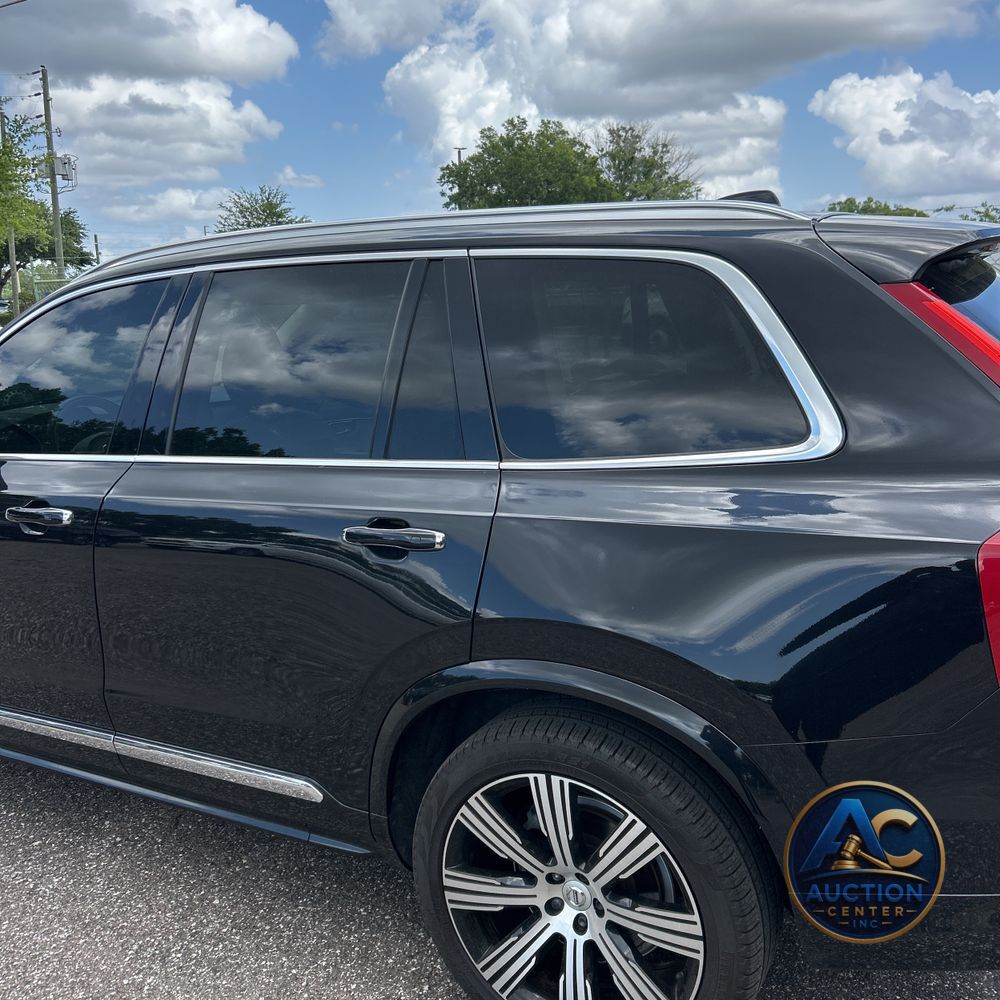 2021 Volvo XC90 T6 Inscription 7 Passenger