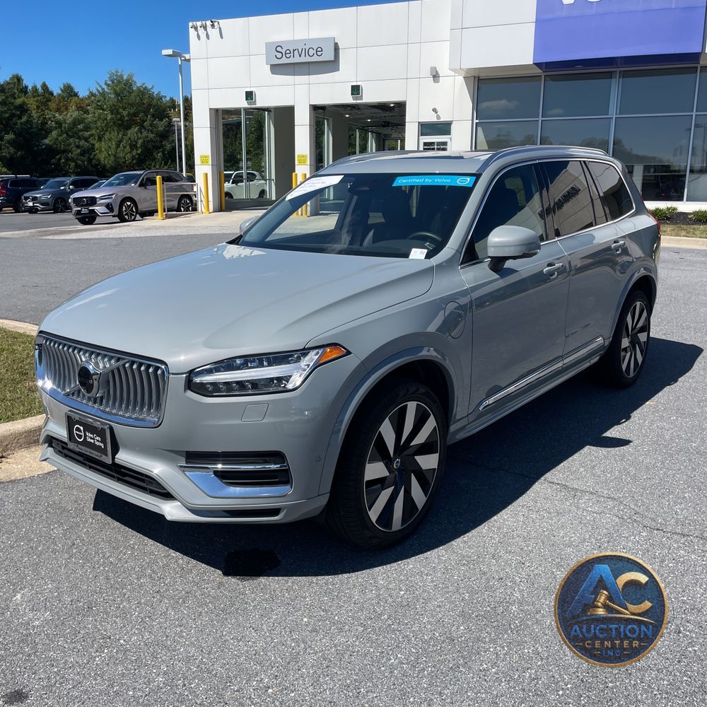 2024 Volvo XC90 T8 - Plus PHEV