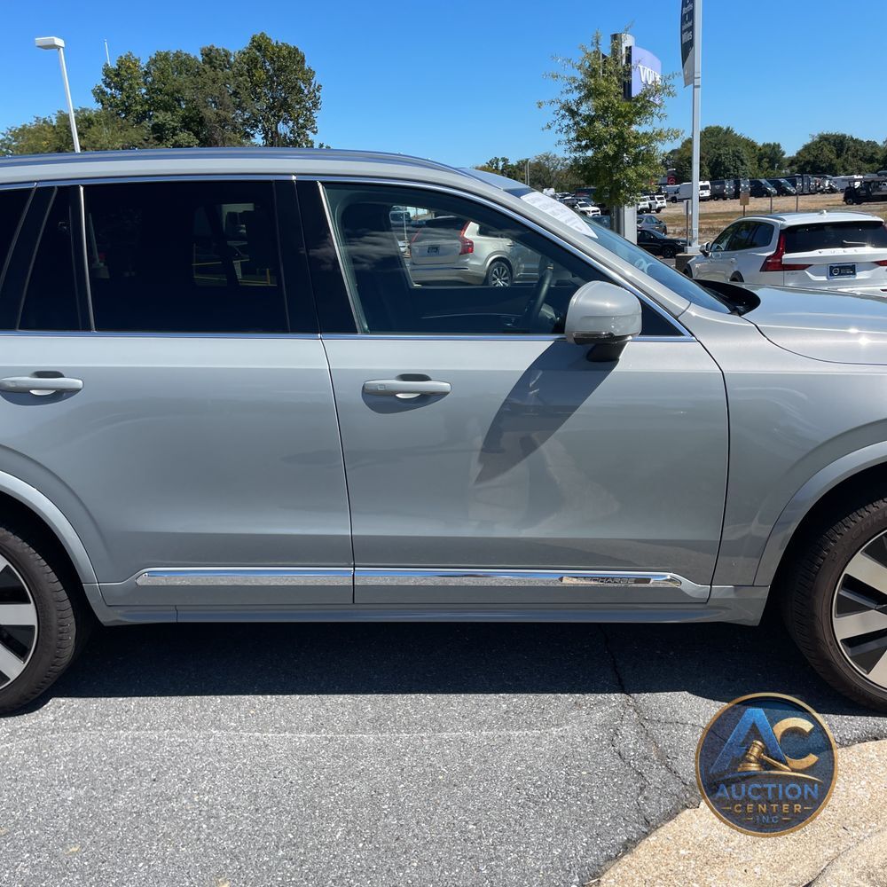 2024 Volvo XC90 T8 - Plus PHEV