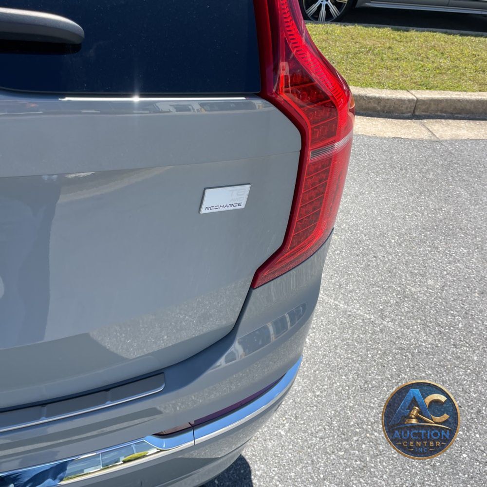 2024 Volvo XC90 T8 - Plus PHEV