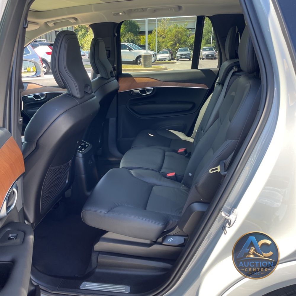 2024 Volvo XC90 T8 - Plus PHEV