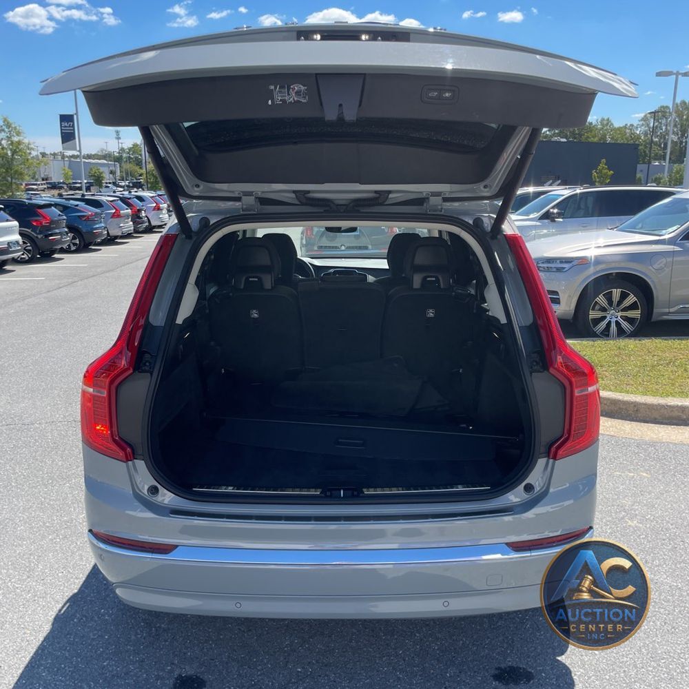 2024 Volvo XC90 T8 - Plus PHEV