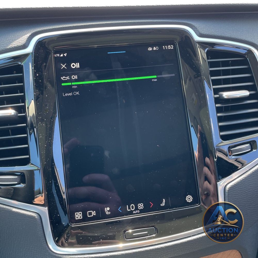 2024 Volvo XC90 T8 - Plus PHEV