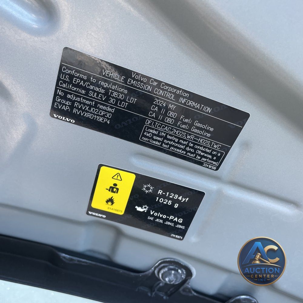2024 Volvo XC90 T8 - Plus PHEV