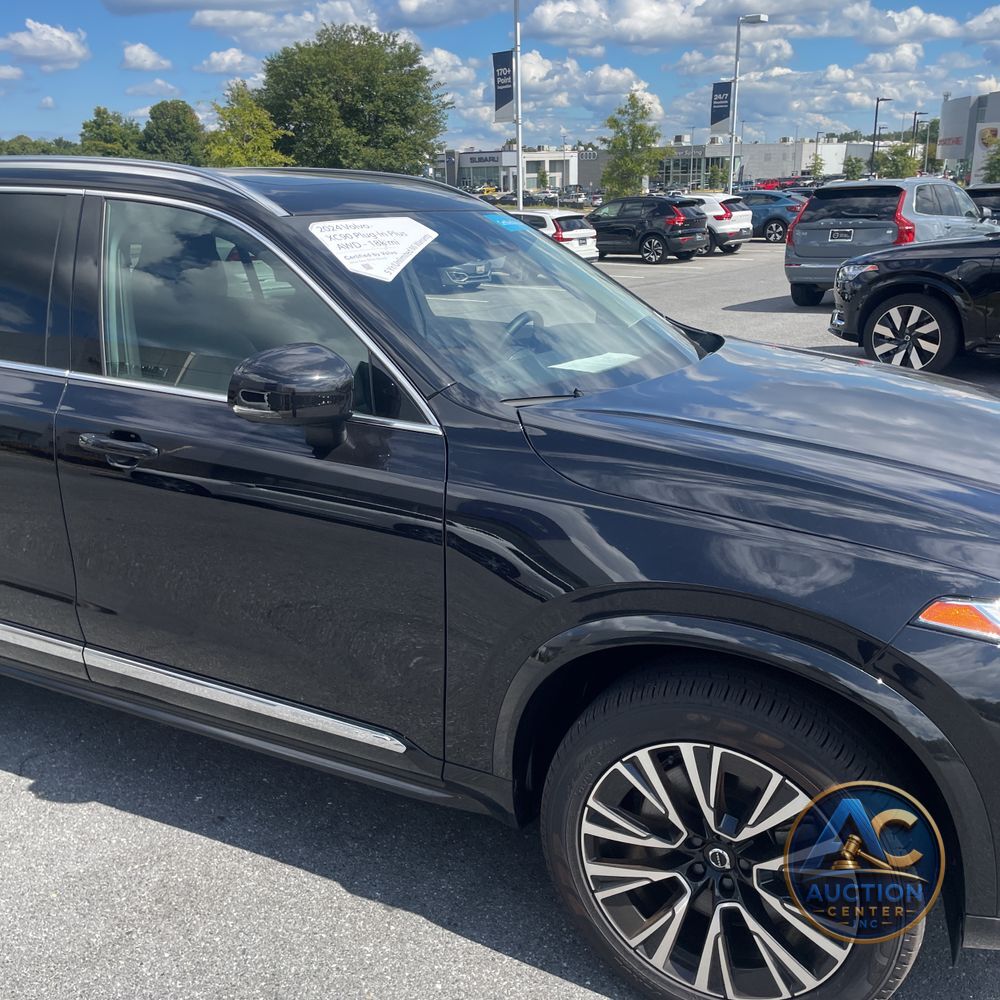 2024 Volvo XC90 T8 - Plus PHEV