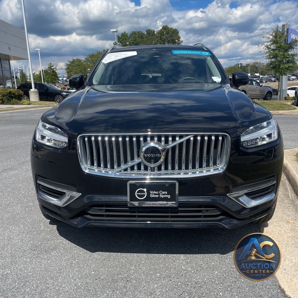 2024 Volvo XC90 T8 - Plus PHEV