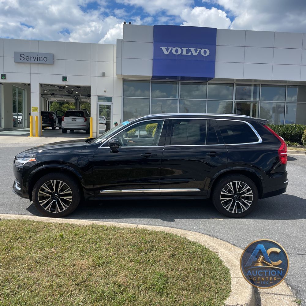 2024 Volvo XC90 T8 - Plus PHEV