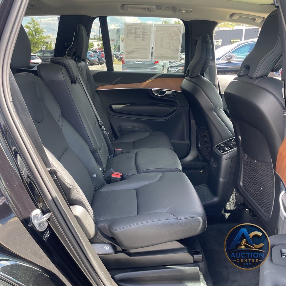 2024 Volvo XC90 T8 - Plus PHEV