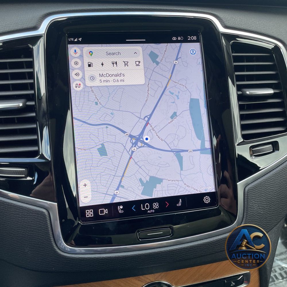2024 Volvo XC90 T8 - Plus PHEV