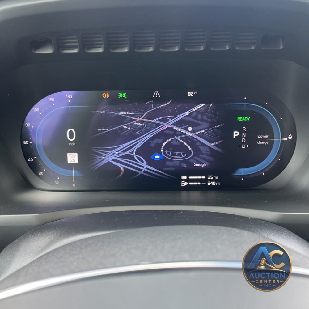 2024 Volvo XC90 T8 - Plus PHEV