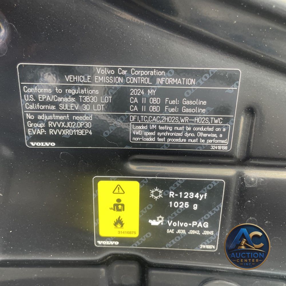2024 Volvo XC90 T8 - Plus PHEV