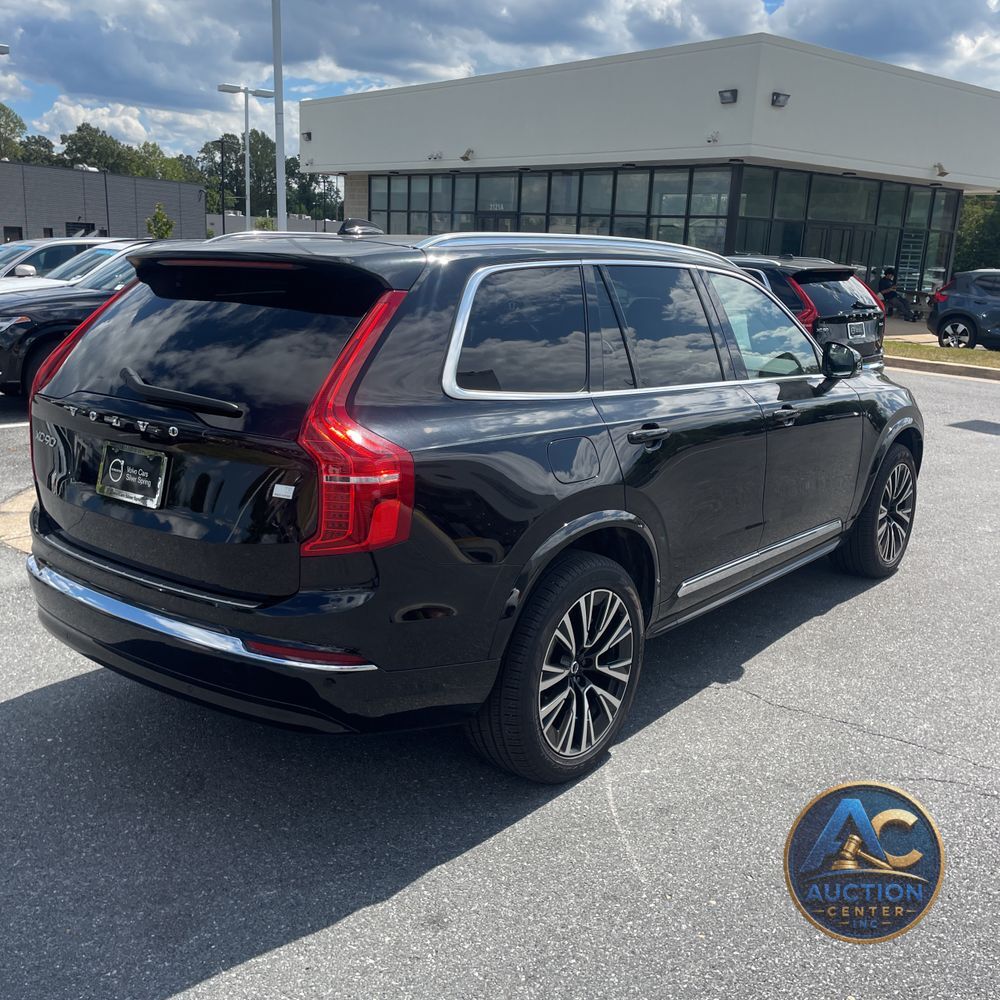 2024 Volvo XC90 T8 - Plus PHEV