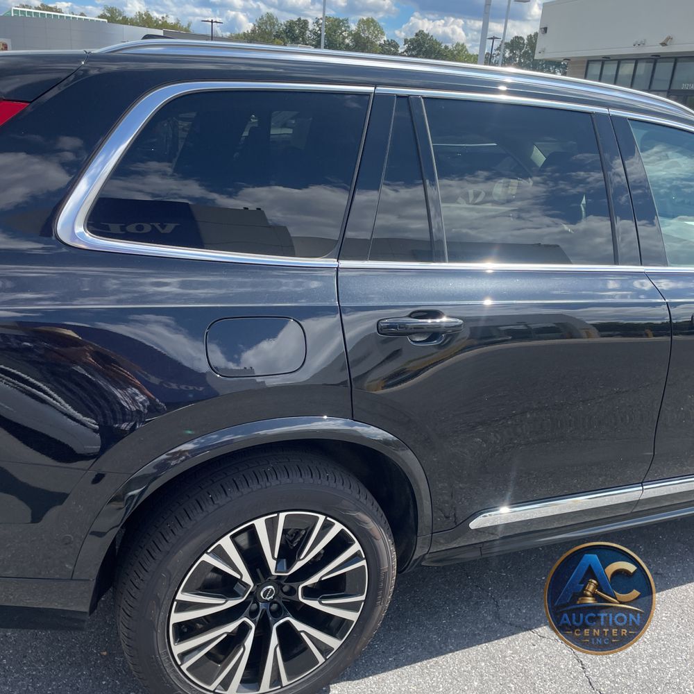 2024 Volvo XC90 T8 - Plus PHEV