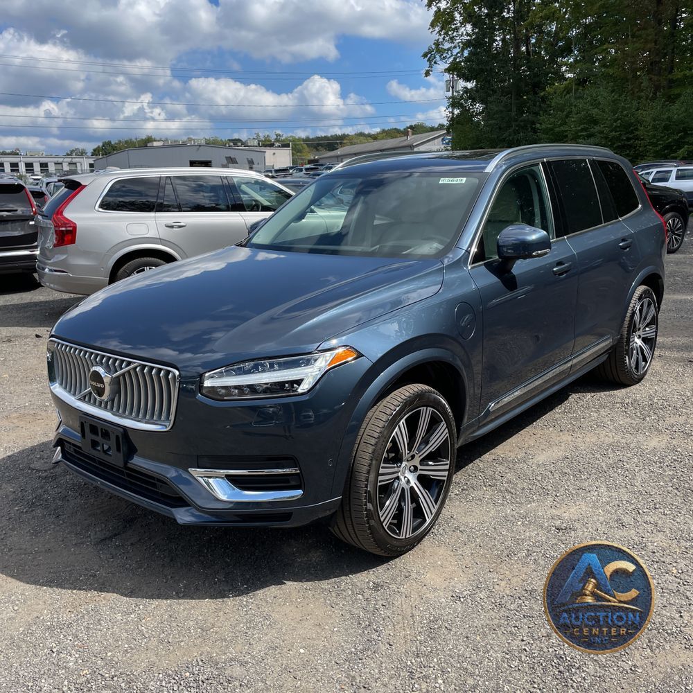 2024 Volvo XC90 T8 - Ultimate PHEV