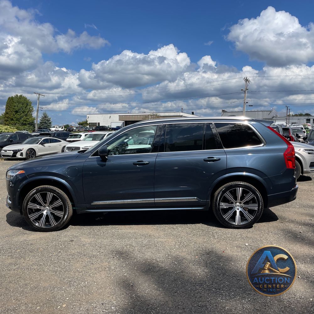 2024 Volvo XC90 T8 - Ultimate PHEV