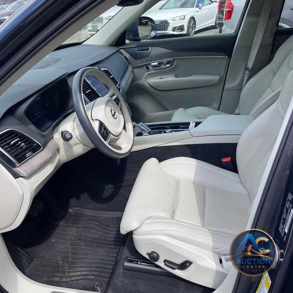 2024 Volvo XC90 T8 - Ultimate PHEV