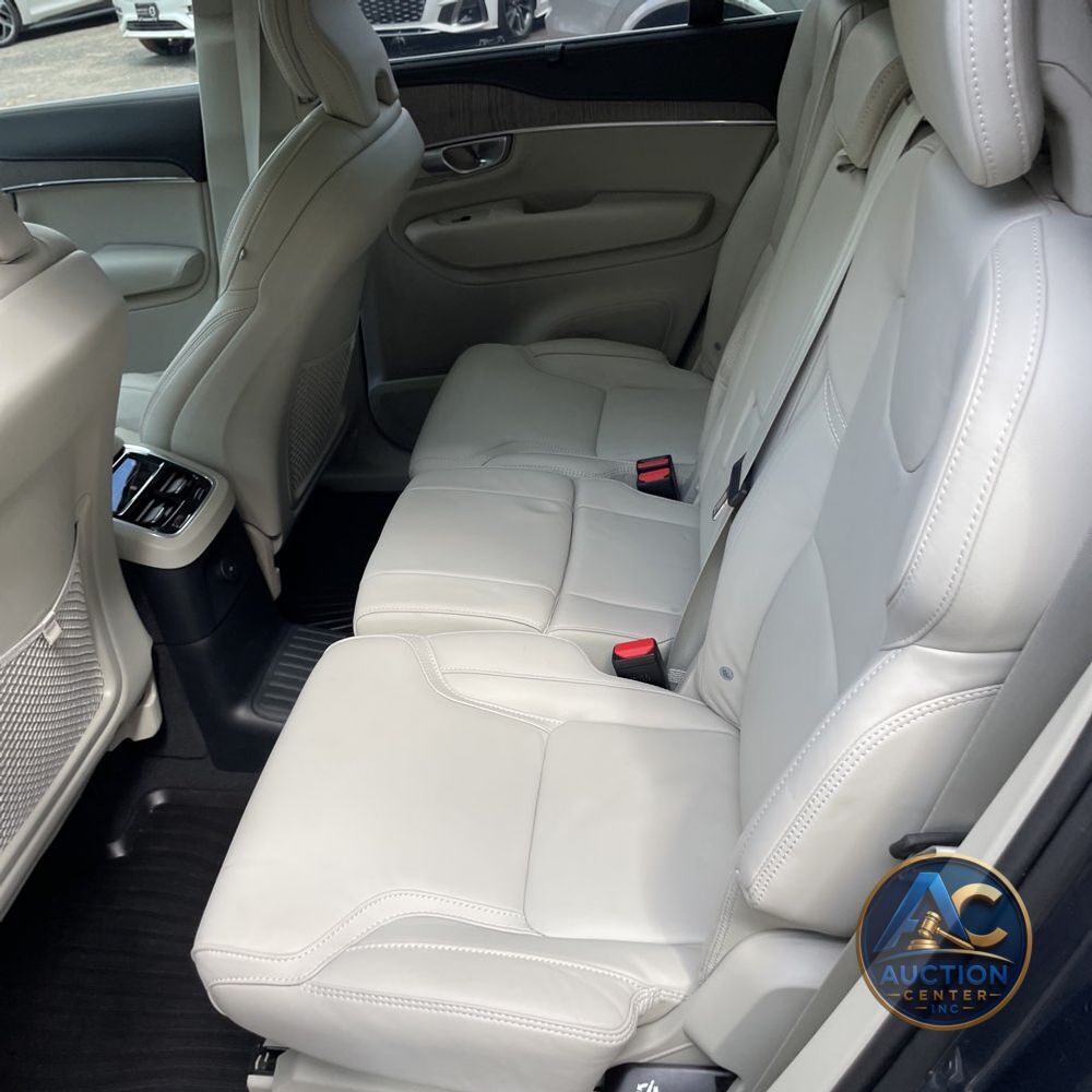 2024 Volvo XC90 T8 - Ultimate PHEV