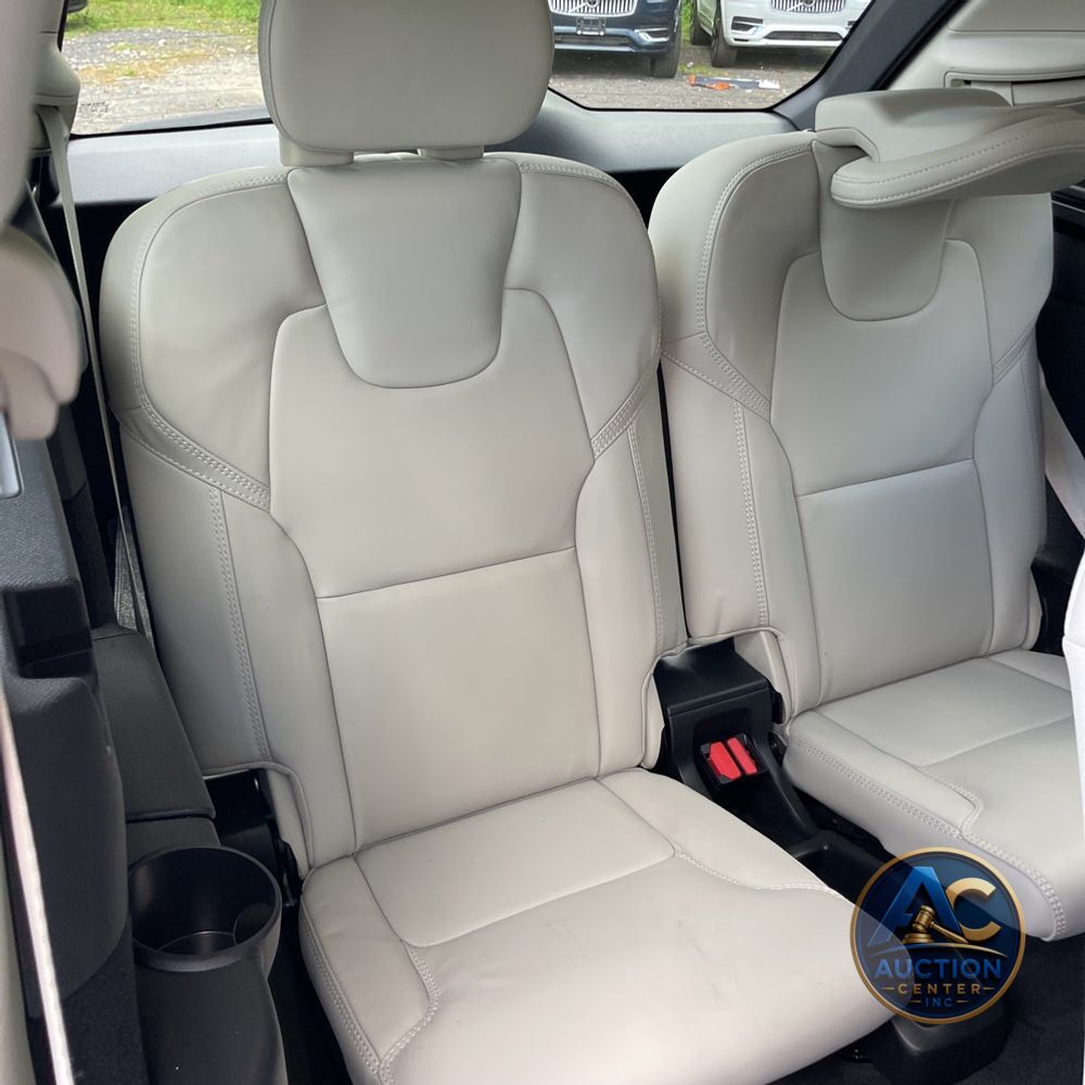 2024 Volvo XC90 T8 - Ultimate PHEV